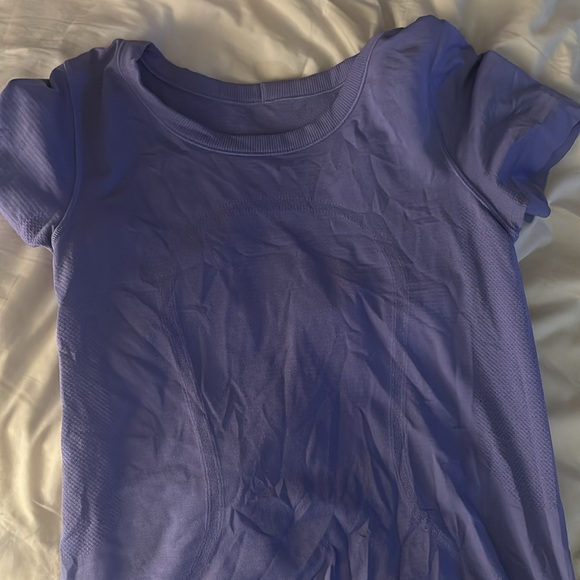 Lululemon swiftly short sleeve top in purple - Picture 2 of 3